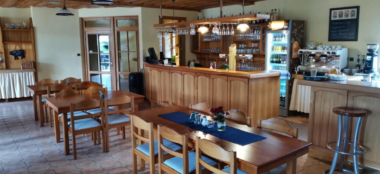 Hotel Zlaty Potok Nicov  ภายนอก รูปภาพ