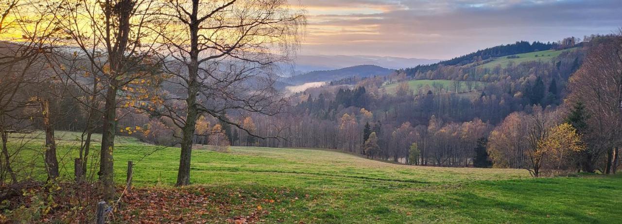 Hotel Zlaty Potok Nicov  ภายนอก รูปภาพ