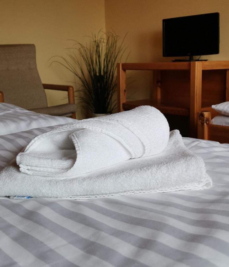 Hotel Zlaty Potok Nicov  ภายนอก รูปภาพ